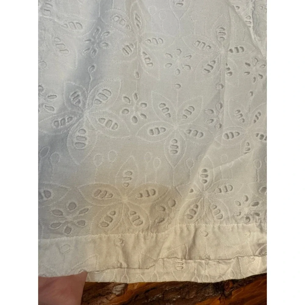 Crown & Ivy Lace Detail Shorts Size‎ 4